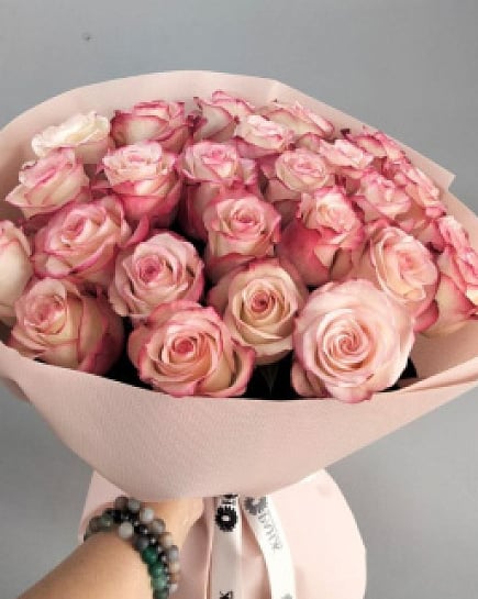 Букет из 25 Голандских роз with delivery to Almaty