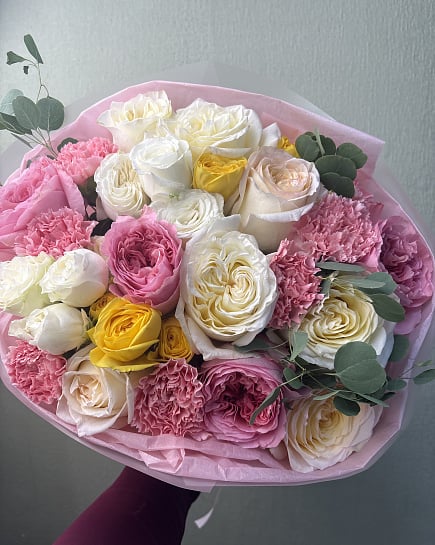 Пастельный микс с пионовидными розами with delivery to Astana