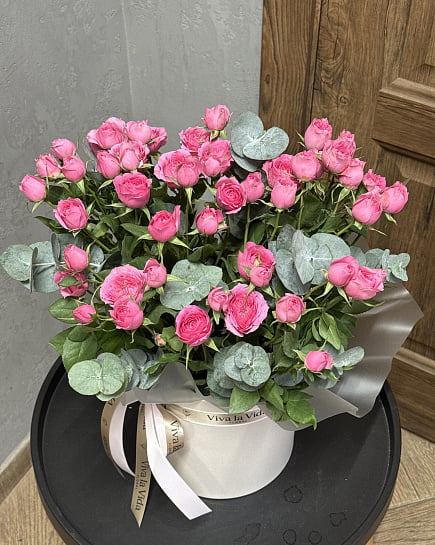 Розовое облако из кустовых роз with delivery to Astana