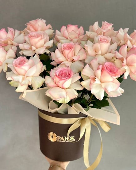 15 французских роз в коробке with delivery to Almaty