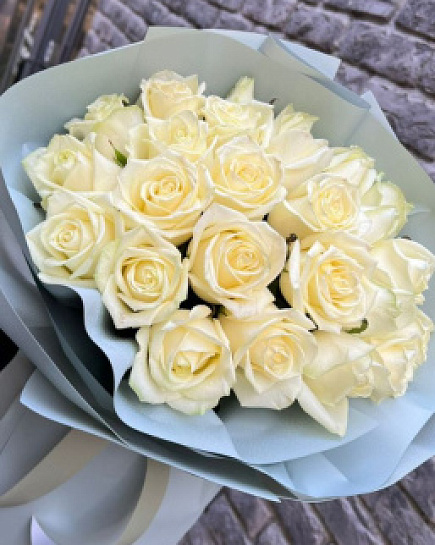 25 белых роз with delivery to Almaty