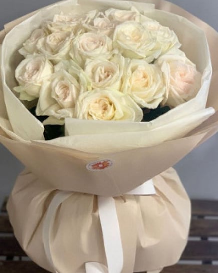 Букет из 15 Пионовидных Роз с доставкой по Алматы with delivery to Almaty