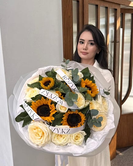 Цветы 32700 ₸ with delivery to Astana