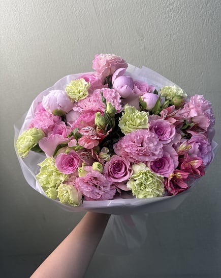 Розовое облако из эустомы и кустовых роз with delivery to Astana