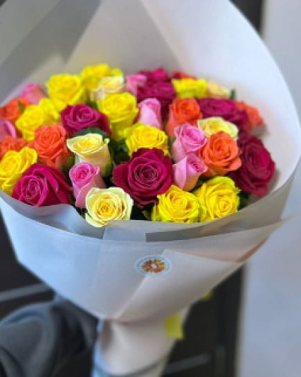Букет 35 микс роз  with delivery to Almaty