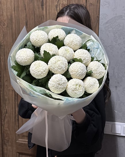 Белоснежная хризантема в стильной упаковке with delivery to Astana